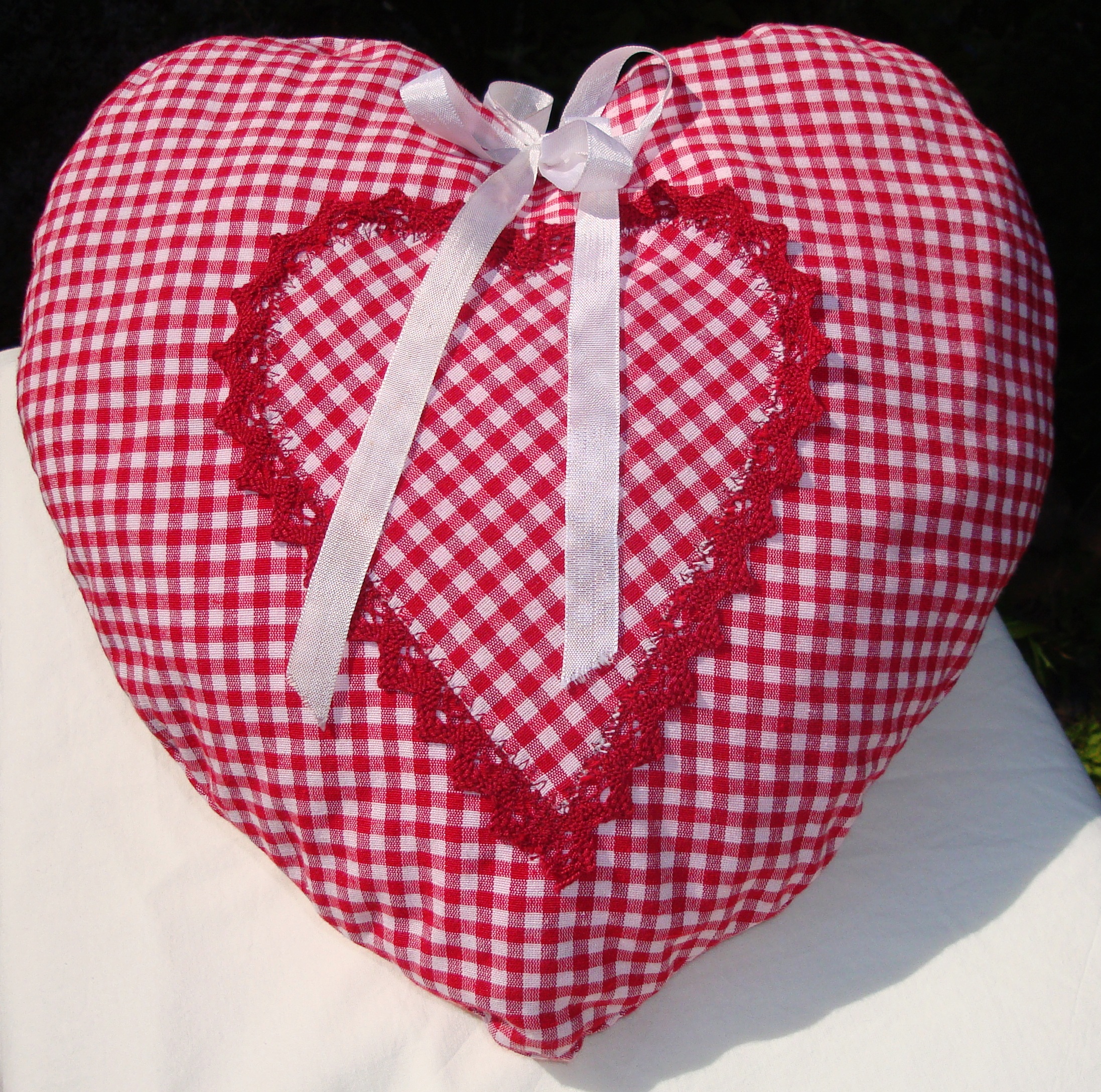 Coussin Avec Coeur main image 0