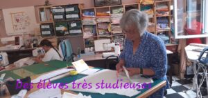 élèves studieuses